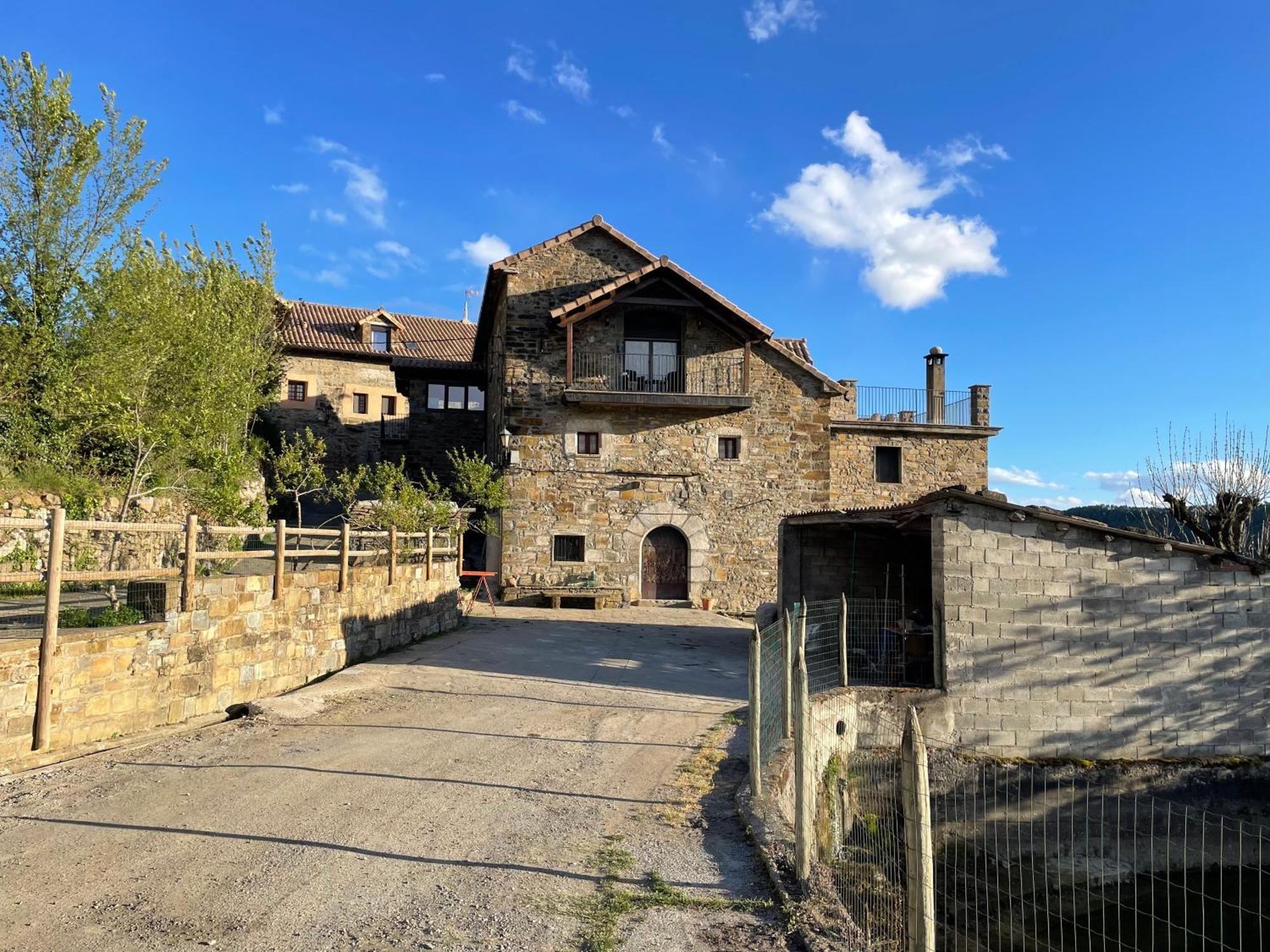 Apartamentos Bajo Peña El Pueyo de Araguás Exterior foto